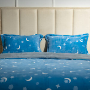 Housse de Couette Motif Nuit Étoilée Bleu Rêve